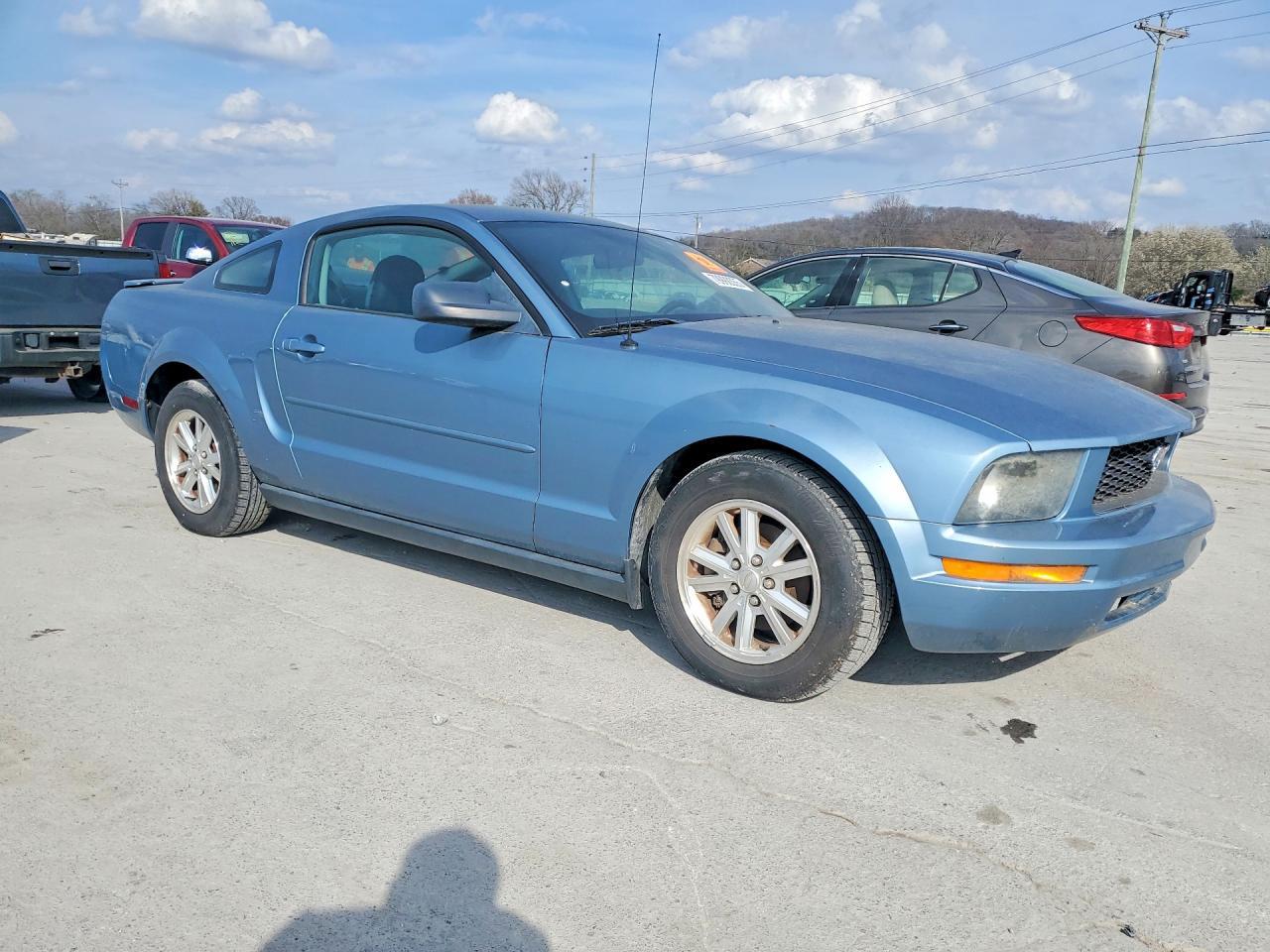 2008 Ford Mustang - Image 4