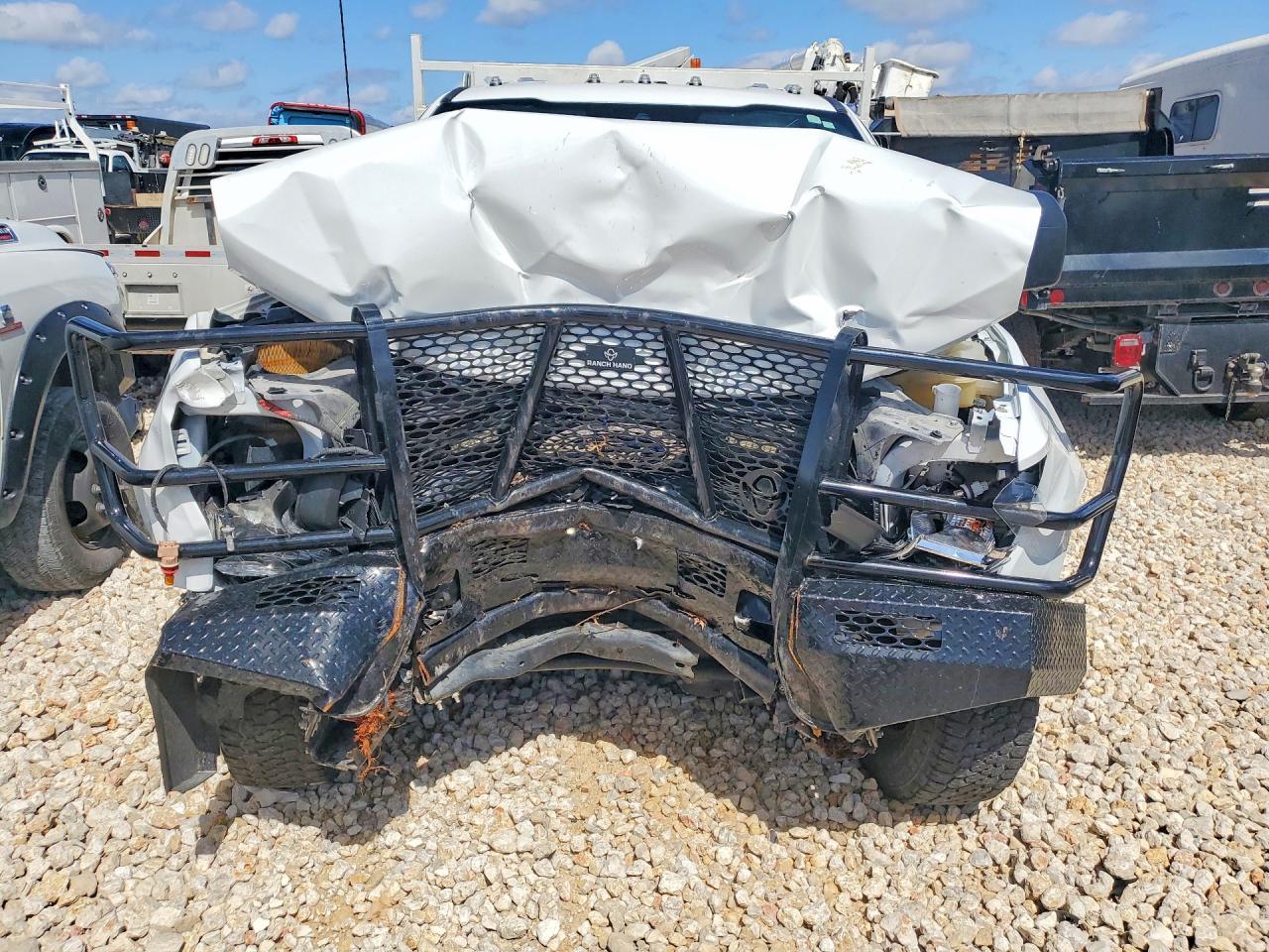 2021 Ford F350 Super Duty - Image 5