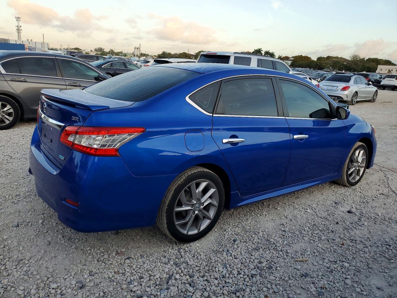 2013 Nissan Sentra S - Image 3