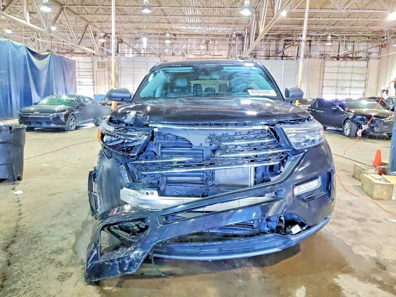 2022 Ford Explorer Xlt - Image 5