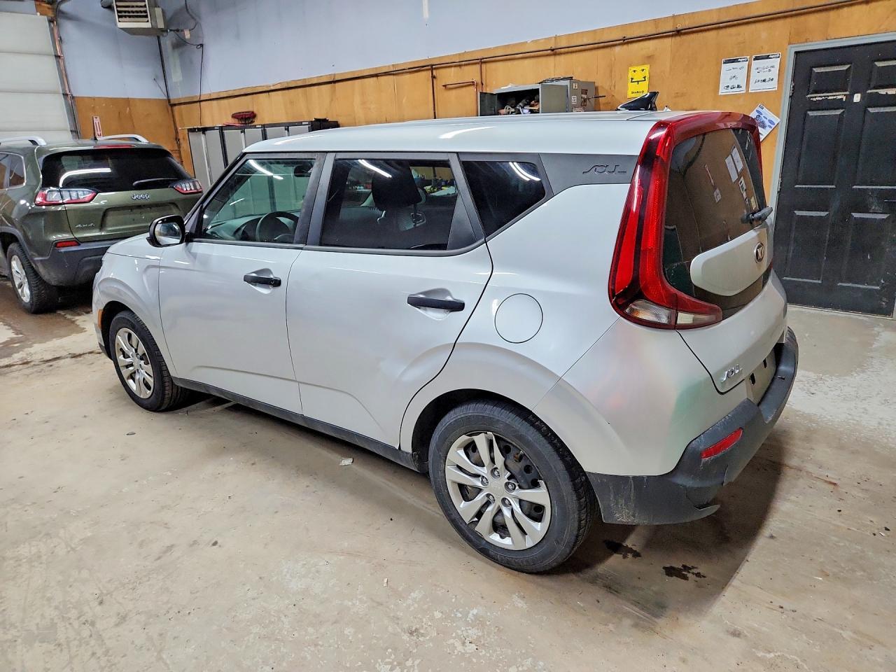 2021 Kia Soul Lx - Фото 2