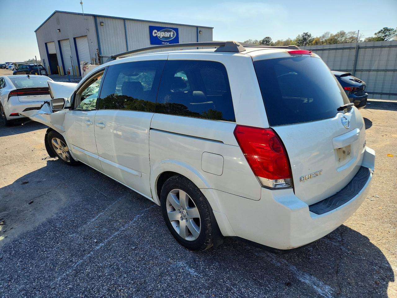 2006 Nissan Quest - Фото 2