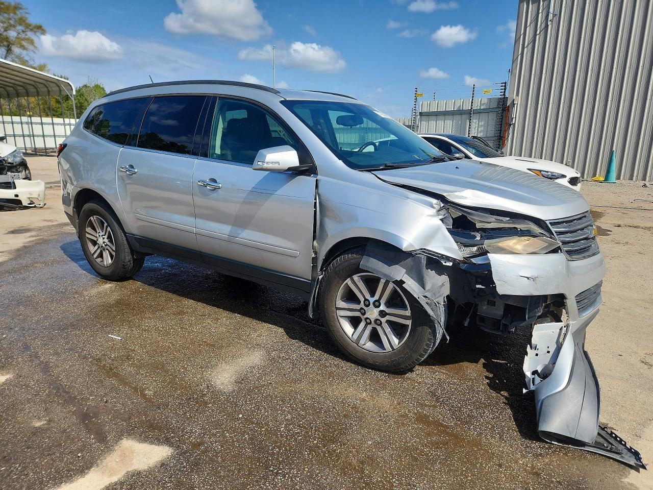 2016 Chevrolet Traverse Lt - Image 4