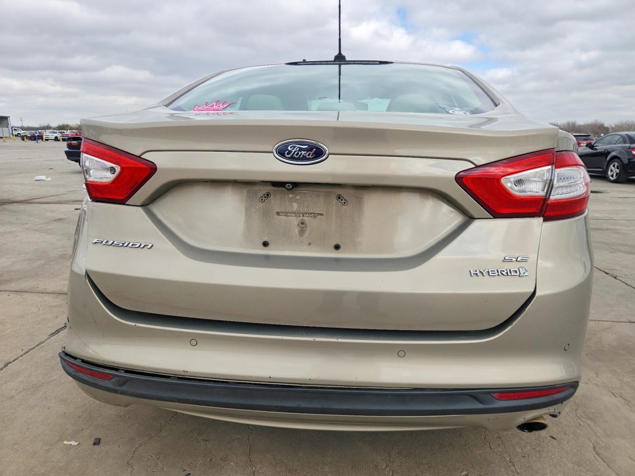 2015 Ford Fusion Se Hybrid - Image 6