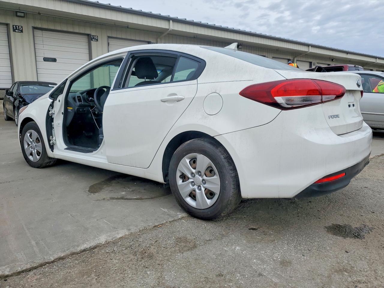 2017 Kia Forte Lx - Фото 2