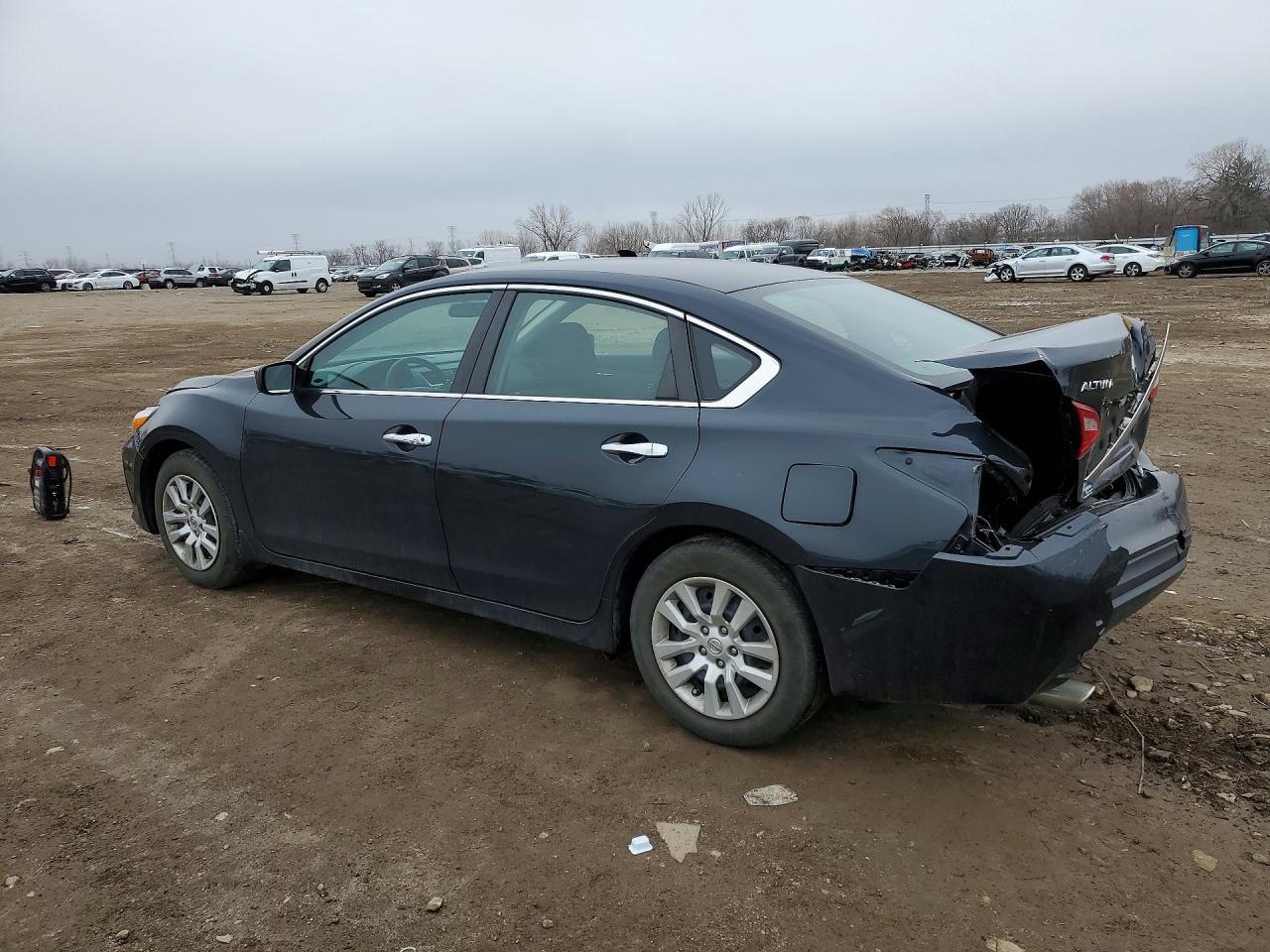 2017 Nissan Altima 2.5 S - Фото 2