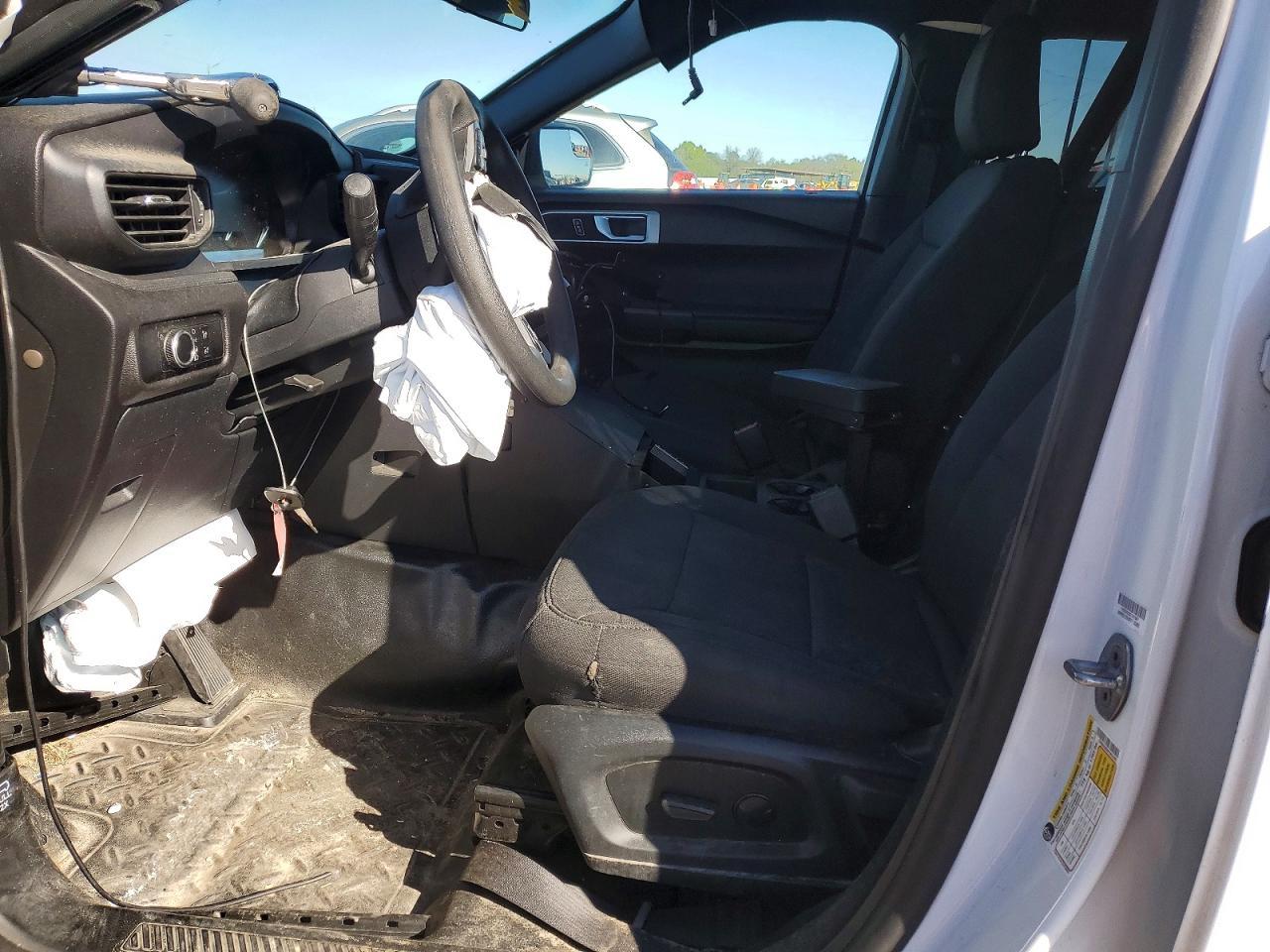 2023 Ford Explorer Police Interceptor - Фото 7