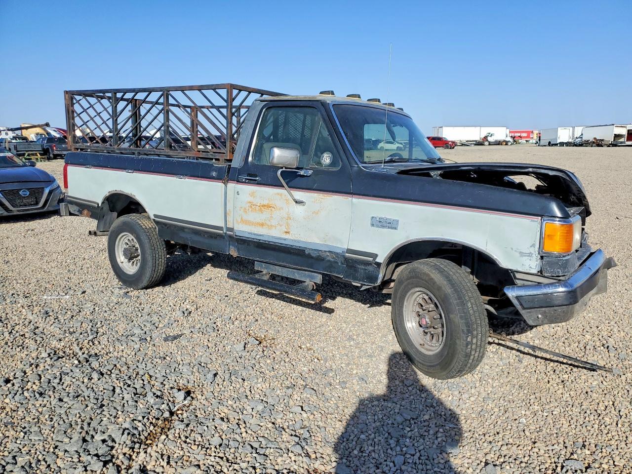1990 Ford F250 - Image 4
