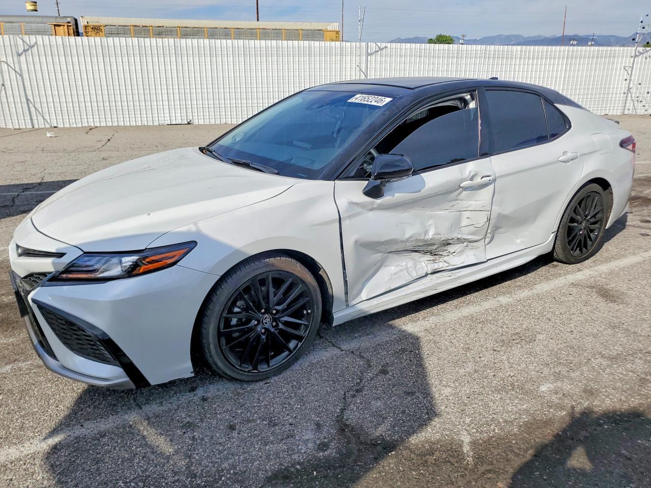 2024 Toyota Camry Xse V6