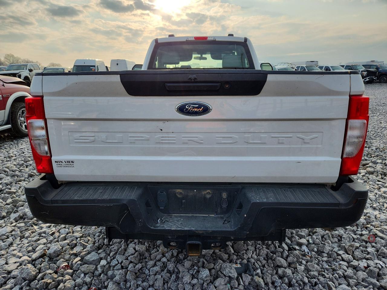 2022 Ford F250 Super Duty - Фото 6