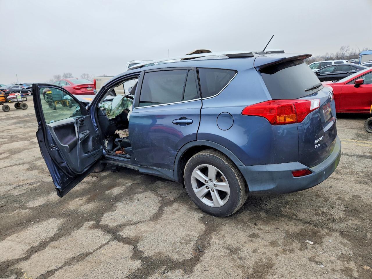 2013 Toyota Rav4 Xle - Фото 2