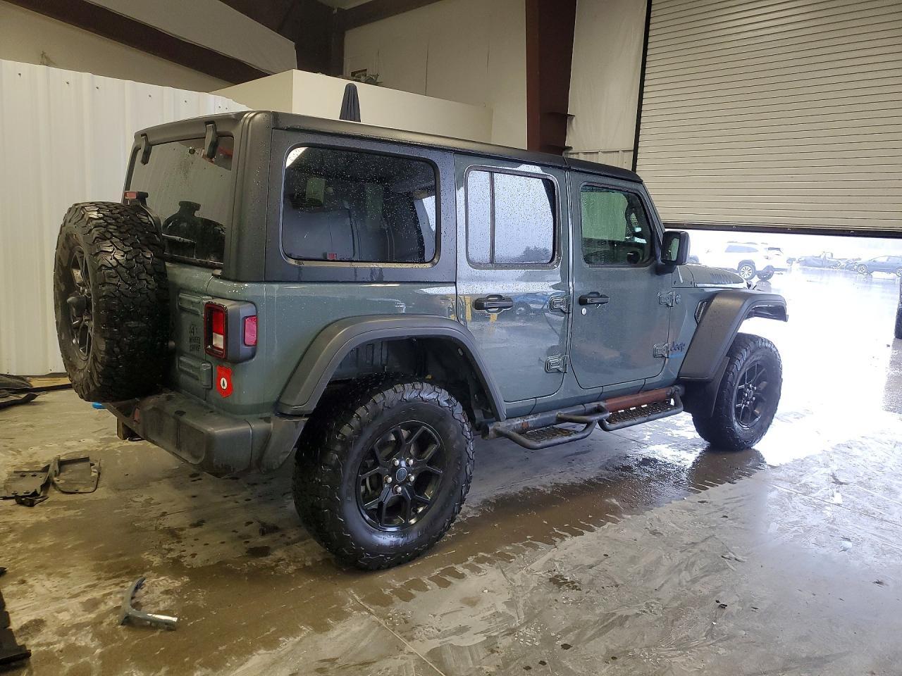 2024 Jeep Wrangler 4Xe - Image 3