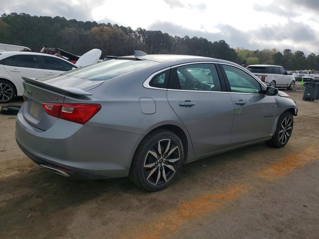 2025 Chevrolet Malibu Rs - Фото 3