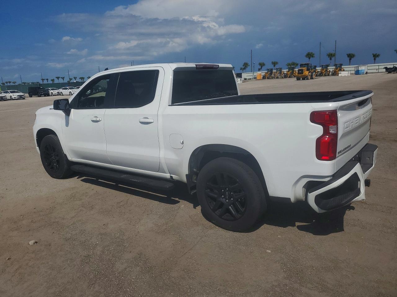 2025 Chevrolet Silverado C1500 Rst - Фото 2