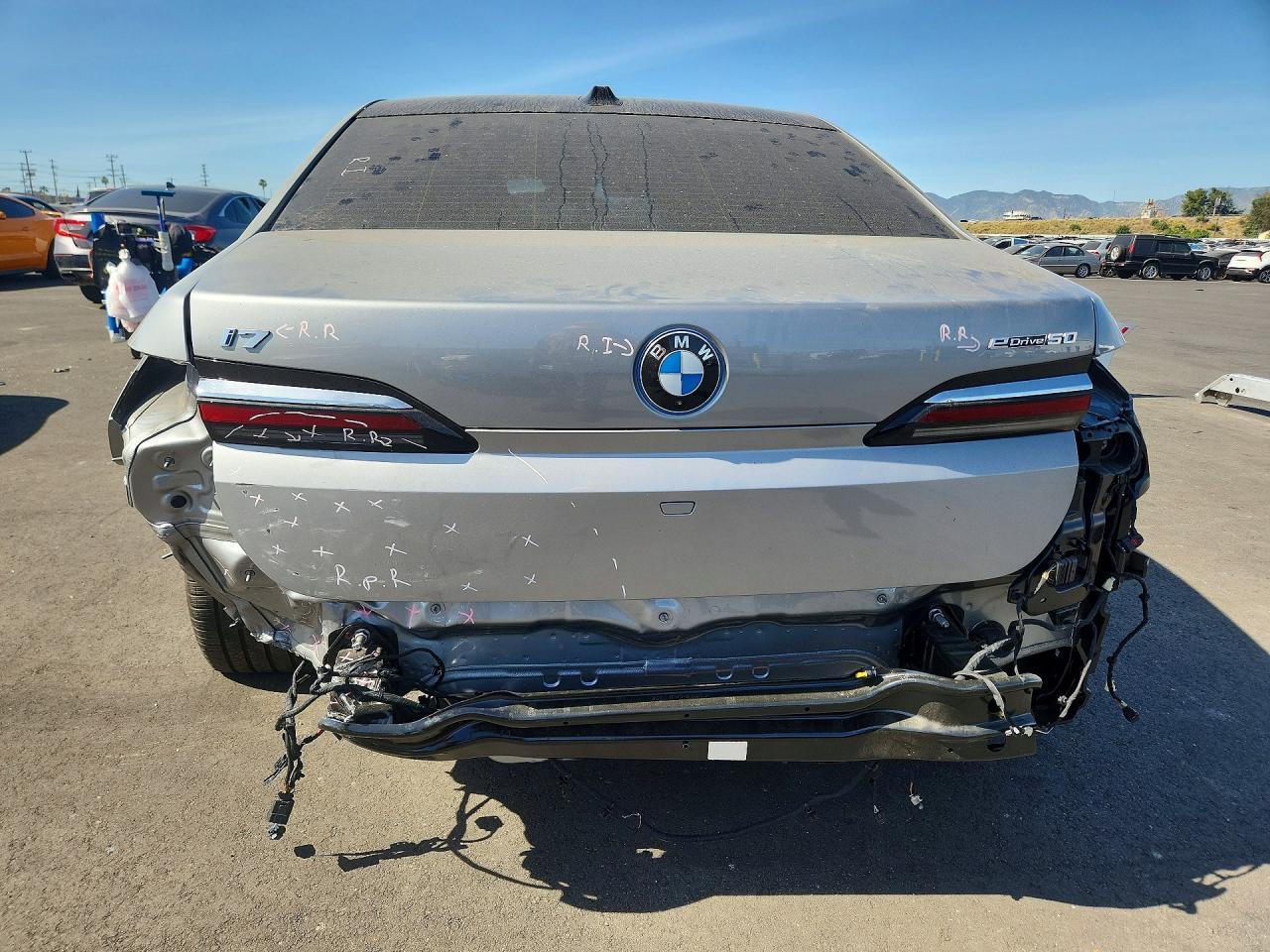 2025 BMW I7 Edrive50 - Фото 6