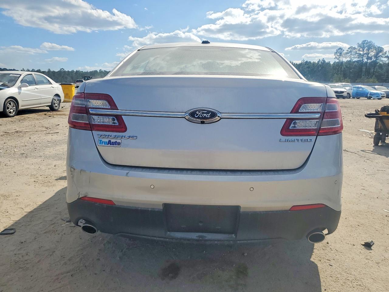 2018 Ford Taurus Limited - Фото 6