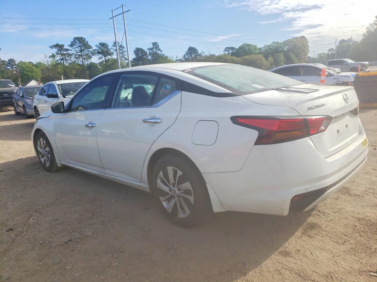 2023 Nissan Altima 2.5 S - Фото 2