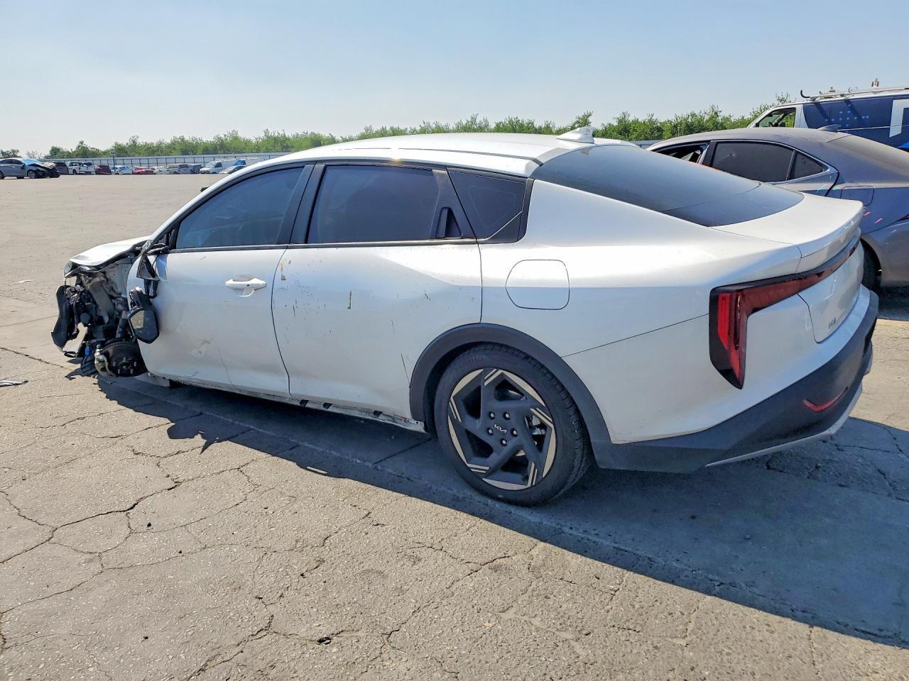 2025 Kia K4 Ex - Фото 2