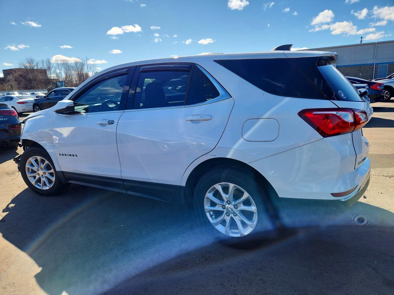 2018 Chevrolet Equinox Lt - Фото 2