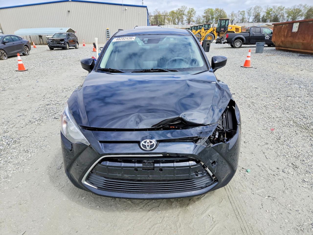 2017 Toyota Yaris Ia Base - Image 5