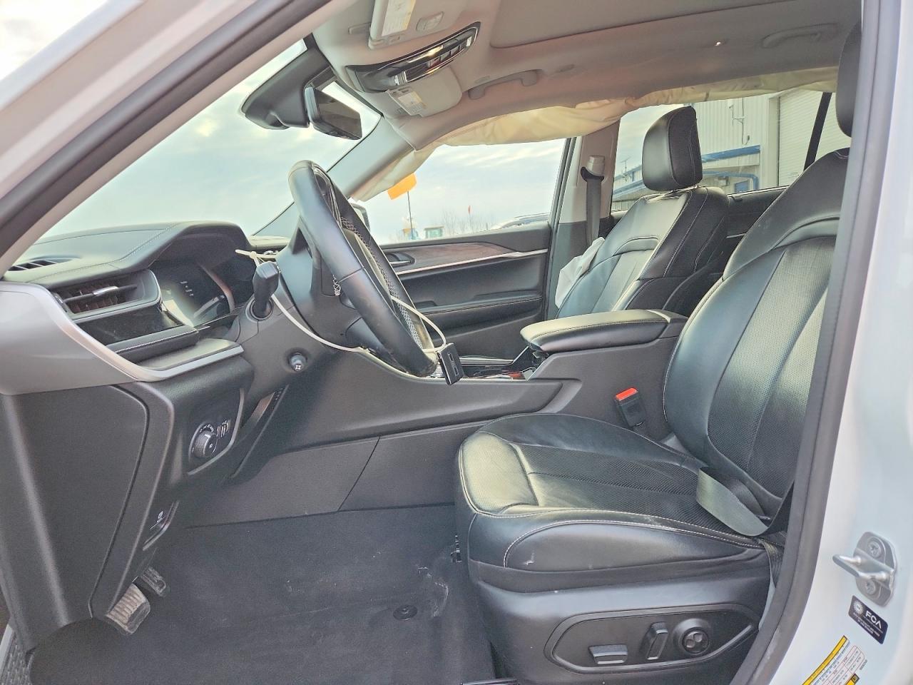 2022 Jeep Grand Cherokee L Limited - Фото 7