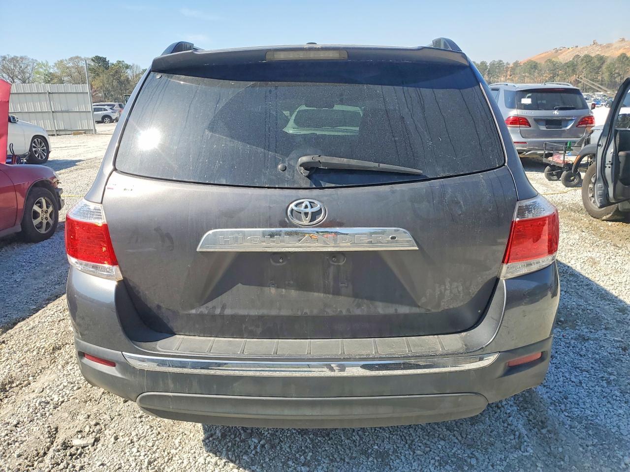 2012 Toyota Highlander Limited - Image 6