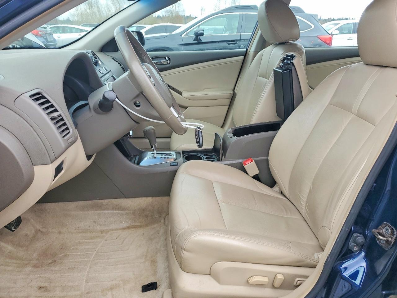 2010 Nissan Altima 2.5 - Фото 7