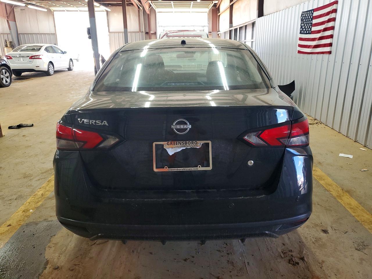 2025 Nissan Versa S - Фото 6