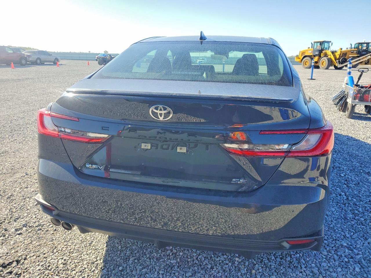 2026 Toyota Camry Se - Фото 6