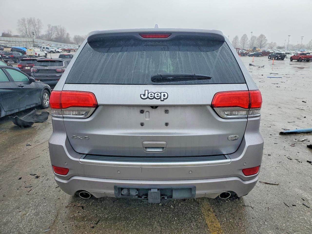 2014 Jeep Grand Cherokee Overland - Image 6