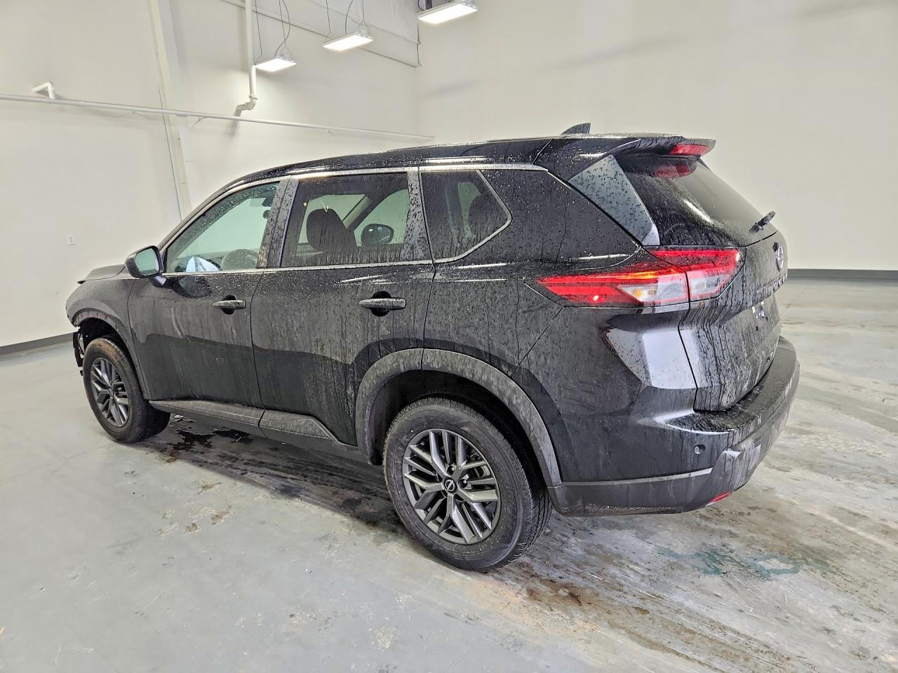 2024 Nissan Rogue S - Фото 2