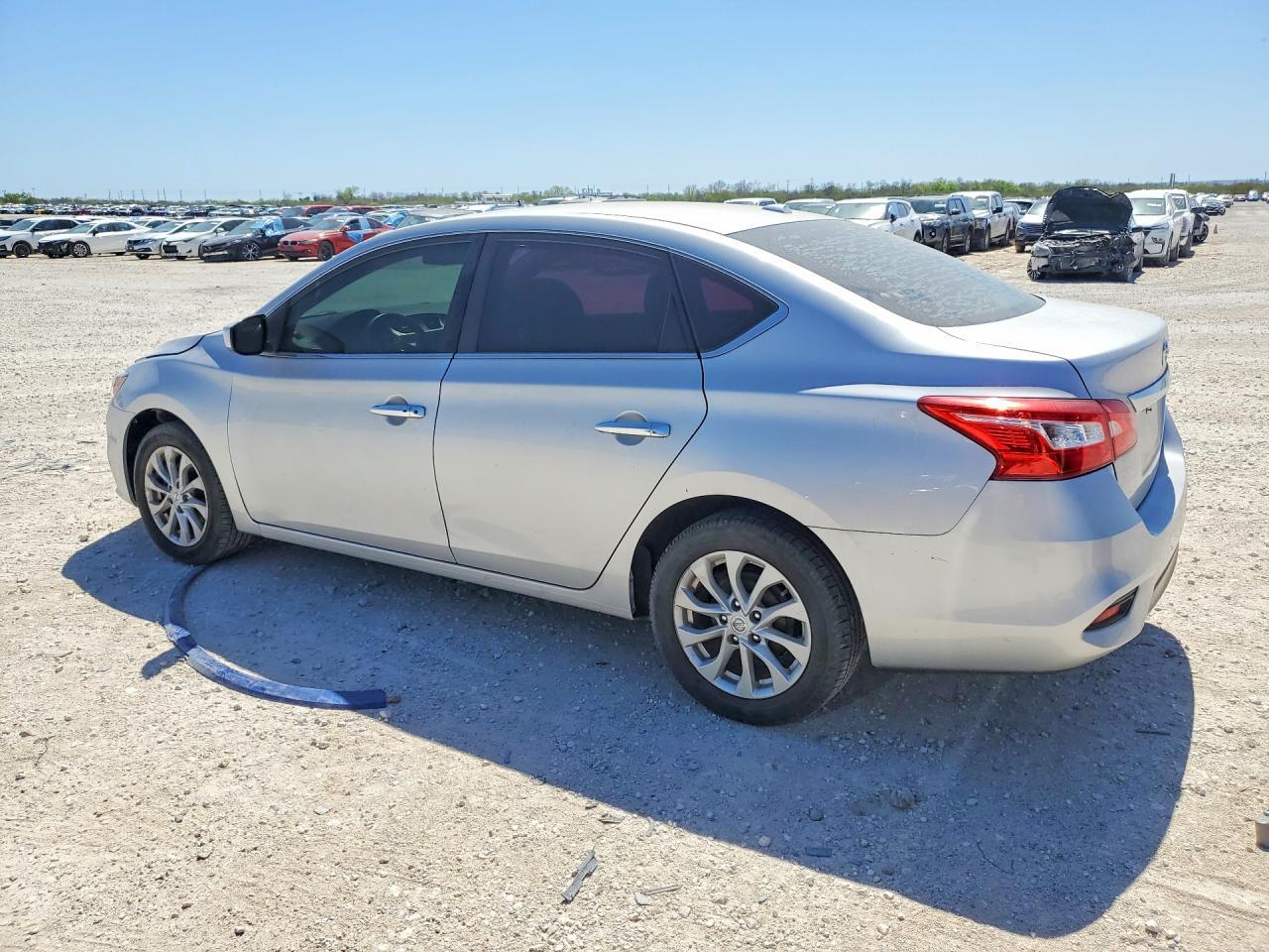 2019 Nissan Sentra Sv - Фото 2