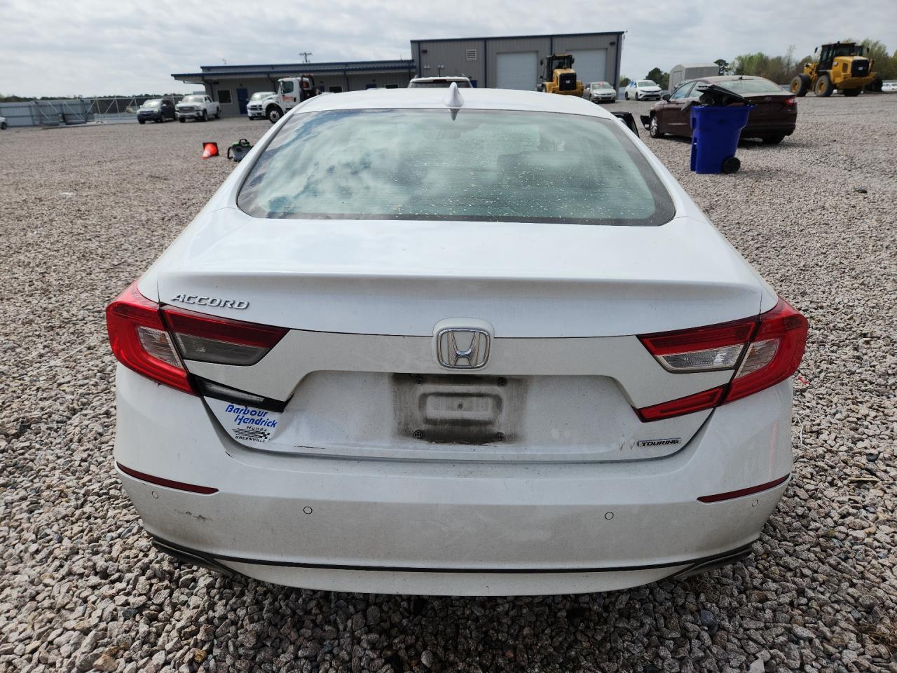 2018 Honda Accord Touring - Фото 6