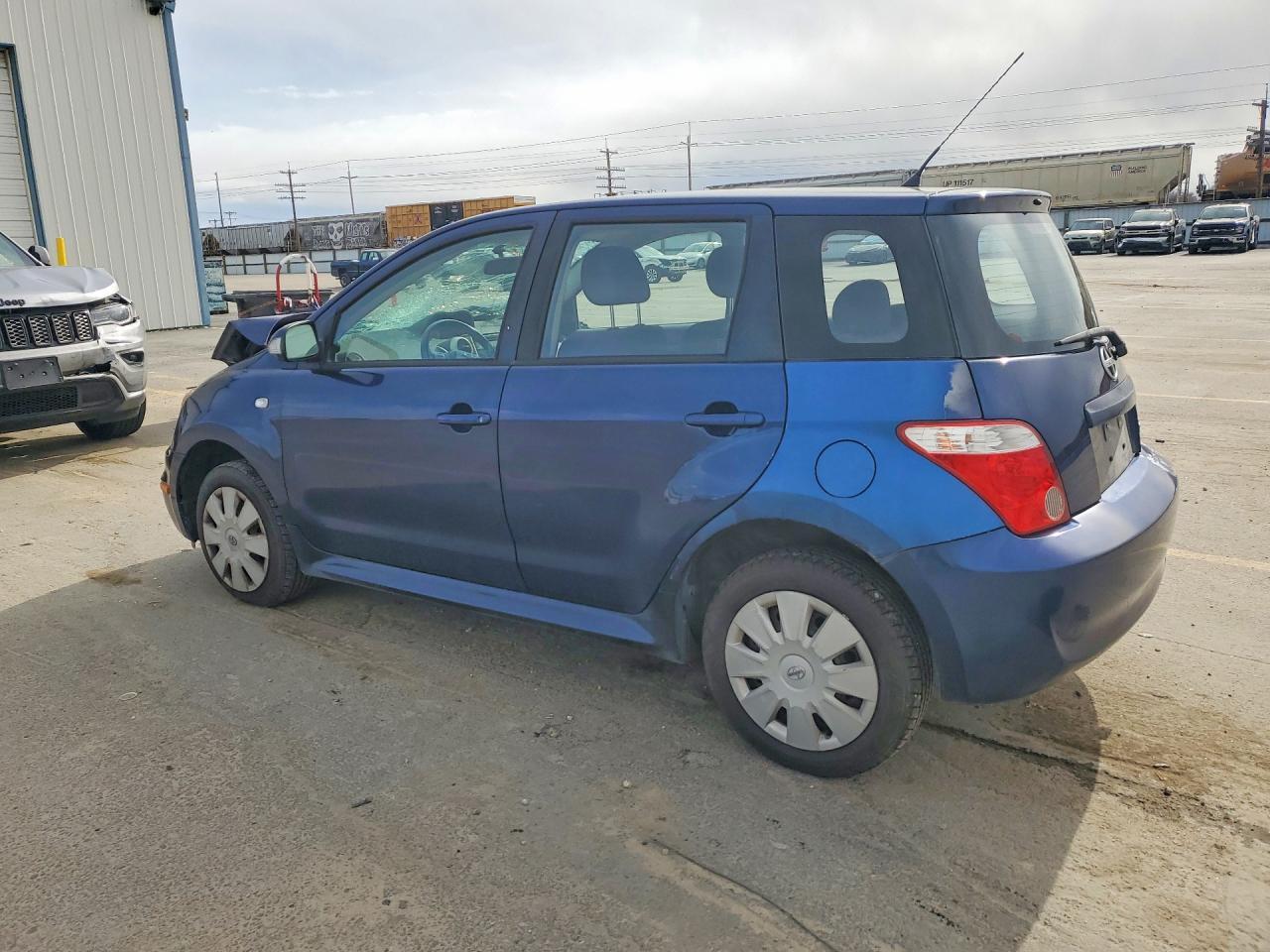 2006 Scion Xa Base - Фото 2