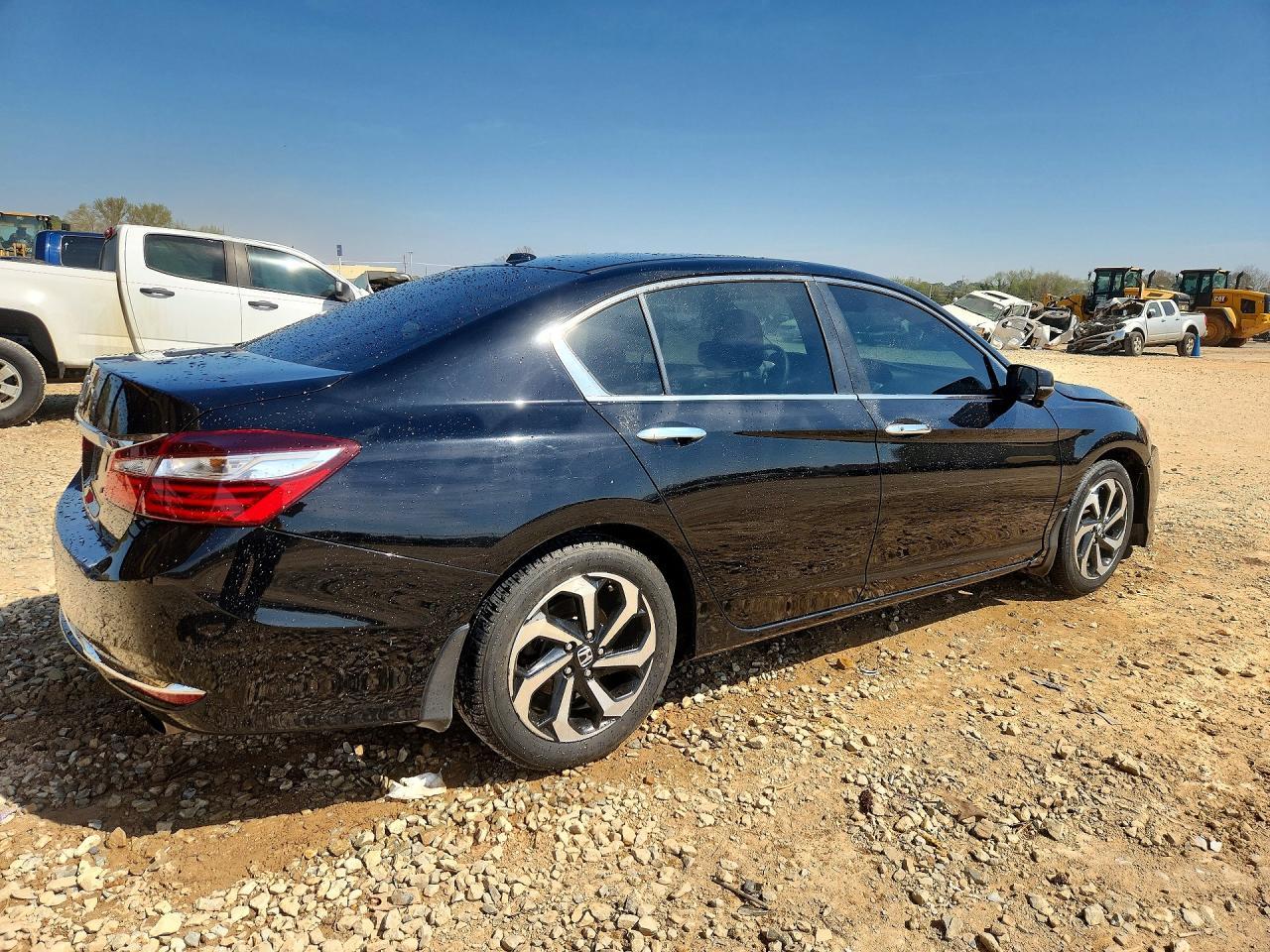 2017 Honda Accord Ex - Фото 3