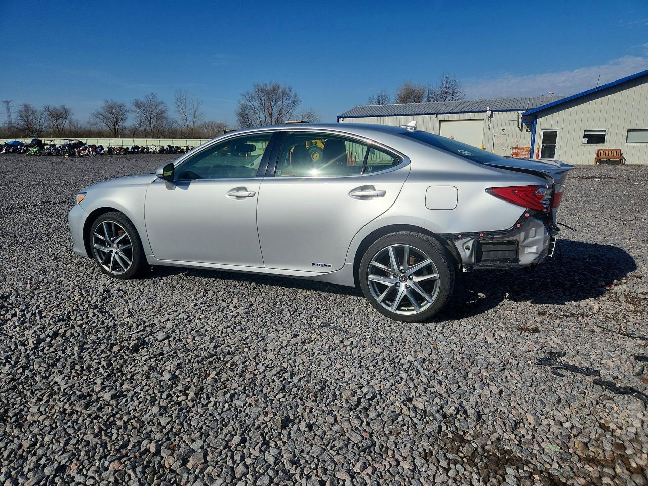2013 Lexus Es 300H Base - Image 2