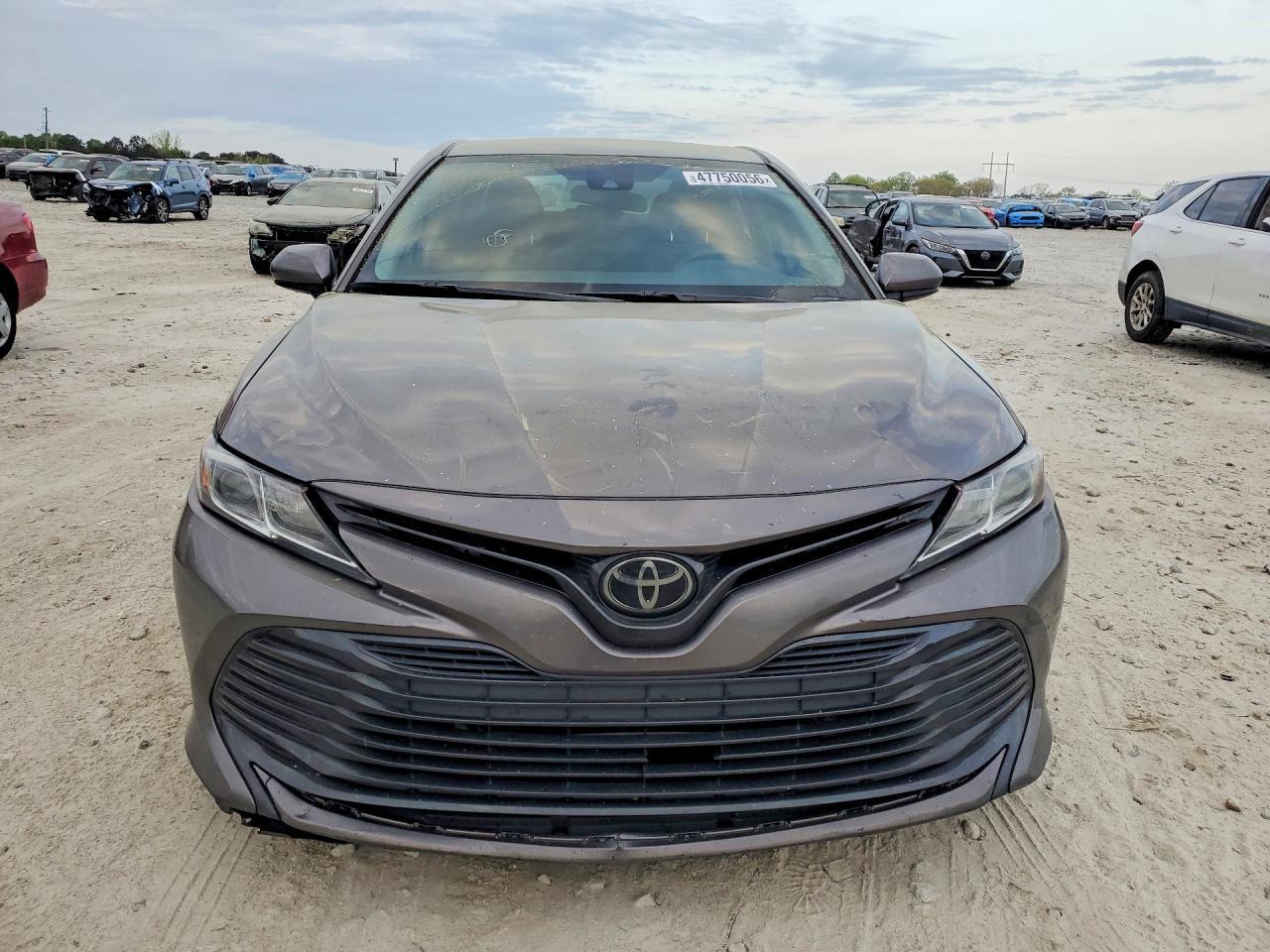 2020 Toyota Camry Le - Image 5