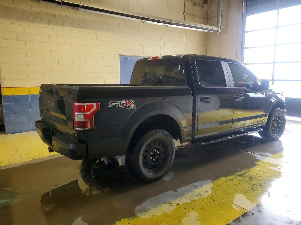 2019 Ford F150 Supercrew - Фото 3