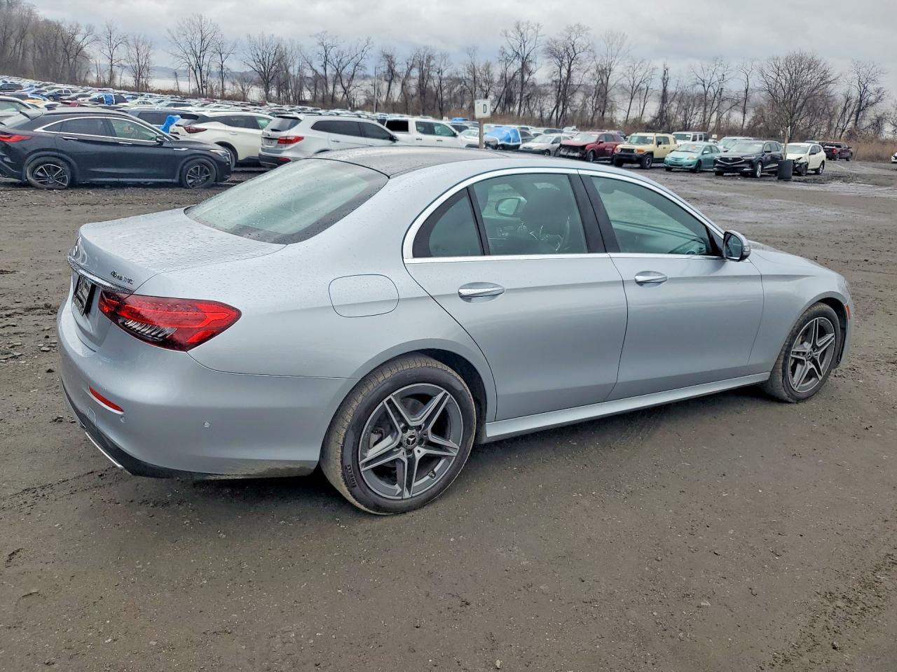 2021 Mercedes-Benz E 350 4Matic - Фото 3