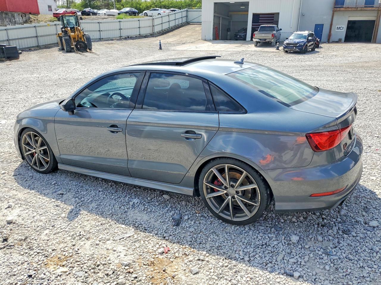 2016 Audi S3 Premium Plus - Фото 2