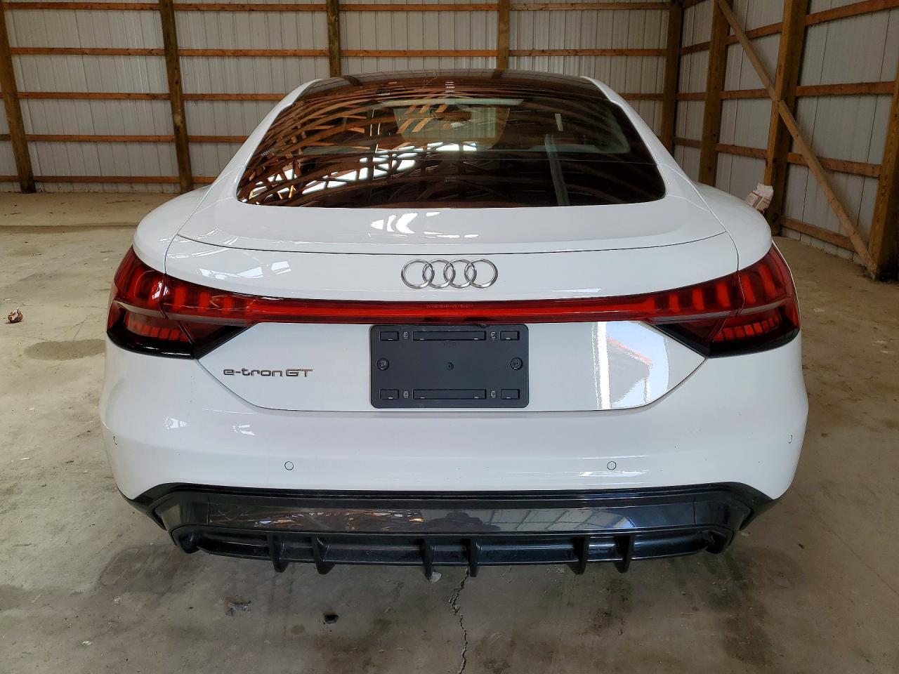 2022 Audi E-Tron Gt Prestige - Фото 6