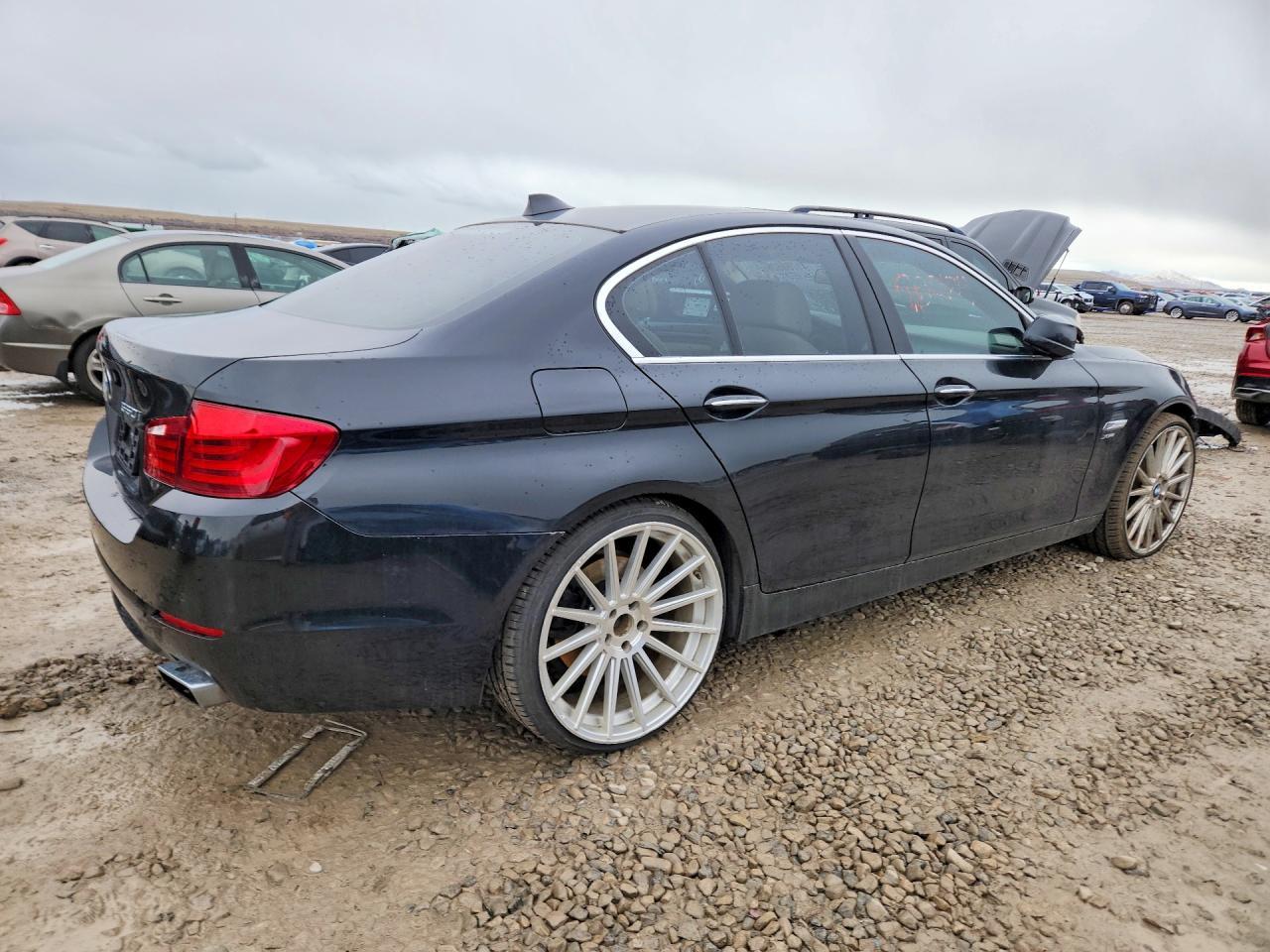 2011 BMW 550 Xi - Image 3