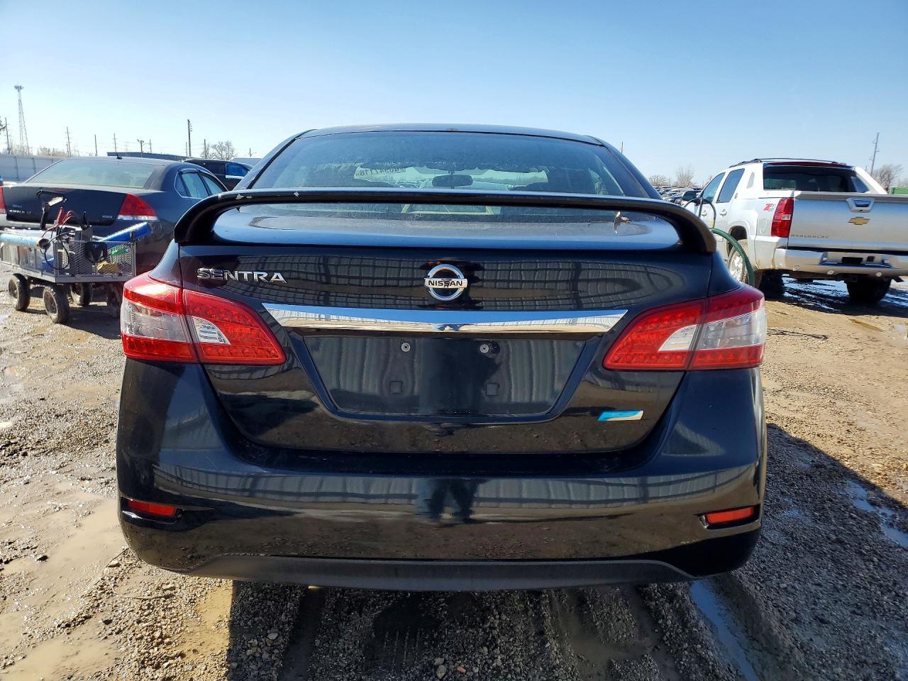 2014 Nissan Sentra S - Фото 6