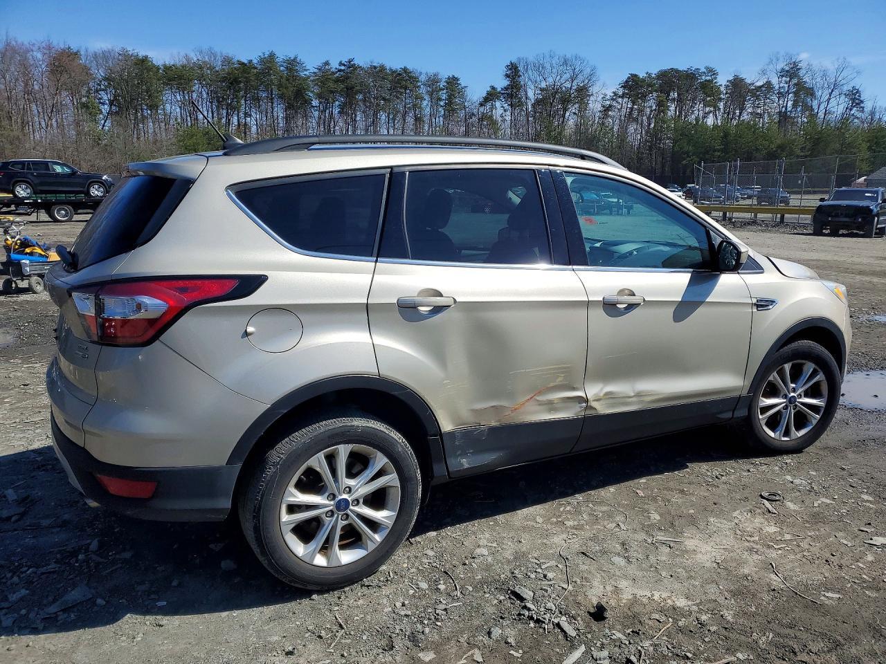 2018 Ford Escape Sel - Фото 3