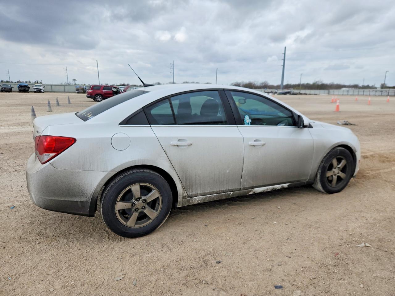 2012 Chevrolet Cruze Lt - Image 3