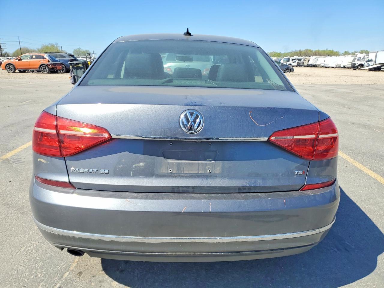 2016 Volkswagen Passat Se - Image 6