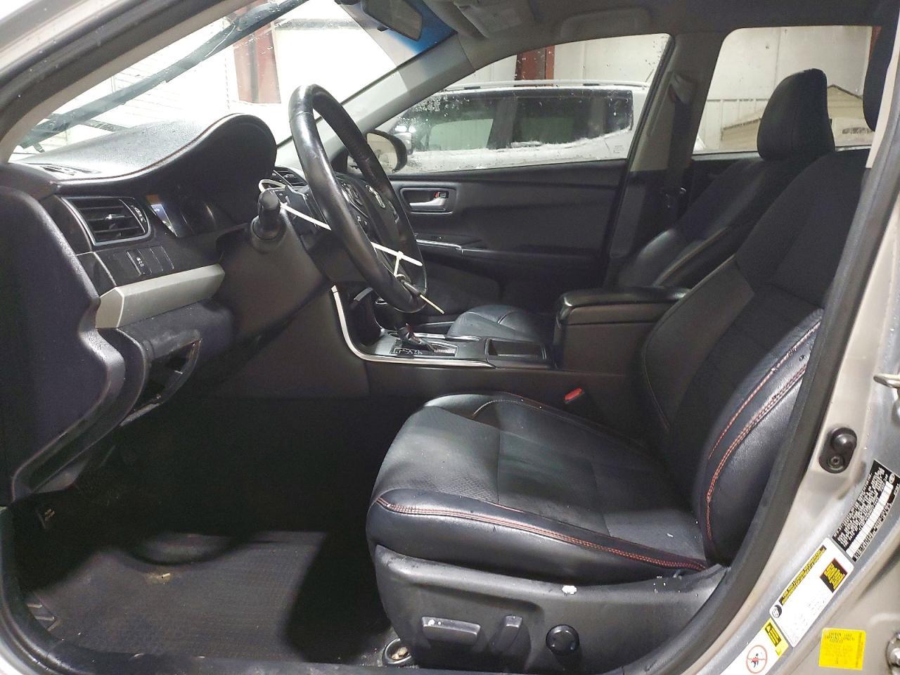 2017 Toyota Camry Le - Image 7