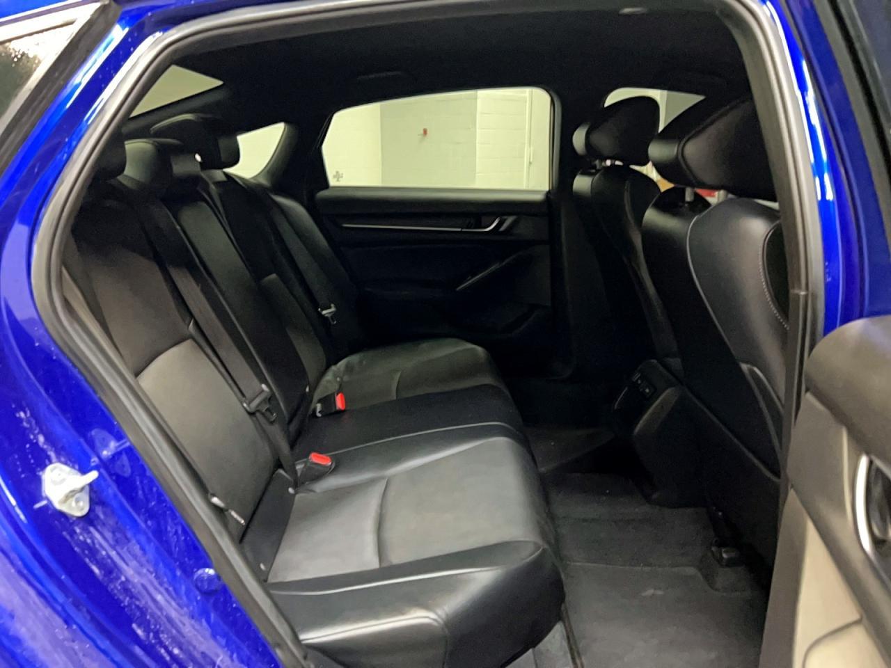 2022 Honda Accord Sport - Image 6