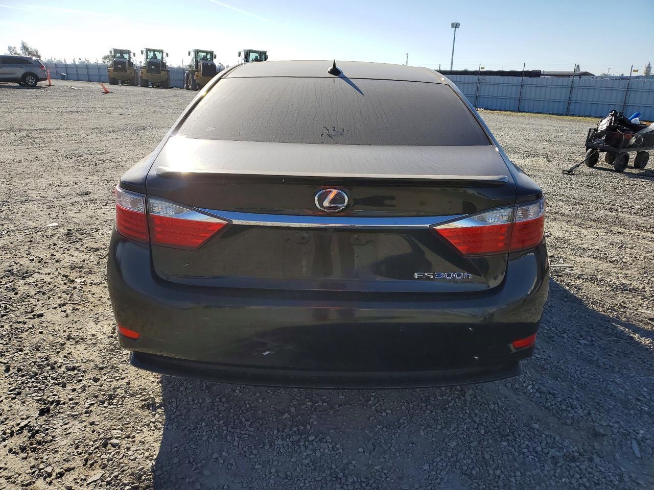 2013 Lexus Es 300H Base - Фото 6