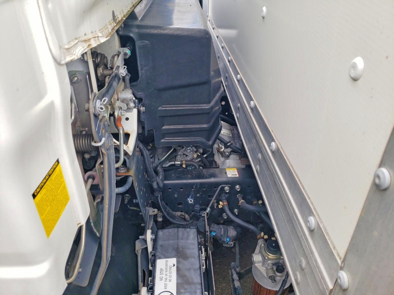 2024 Isuzu Npr Hd Box Truck - Фото 7